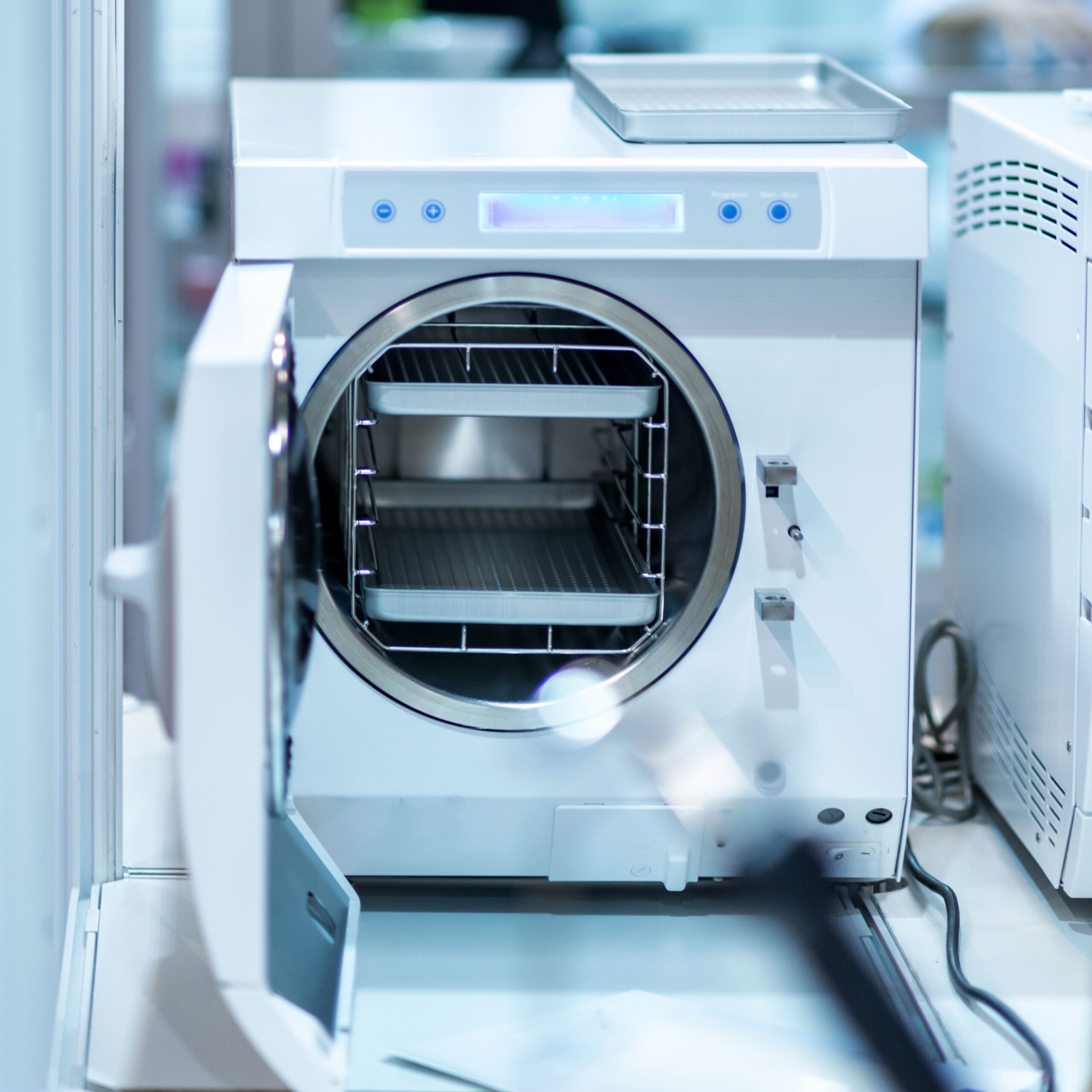 Aktern A/S – totalleverandør til renseribranchen med maskiner og tilbehør